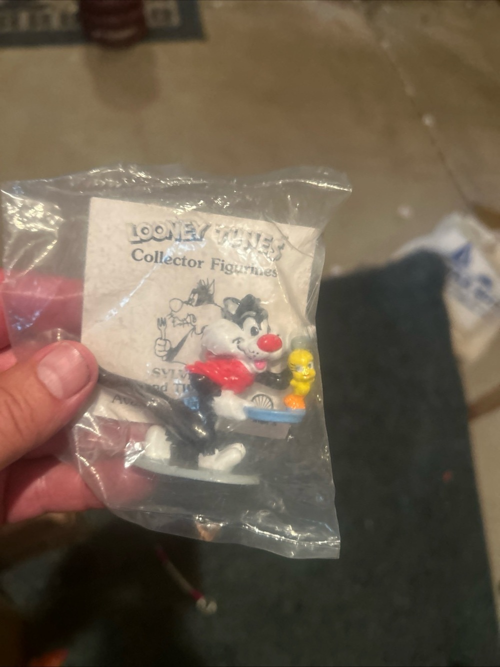 vintage shell 1990Looney Tunes Sylvester & Tweety Collector Figure –